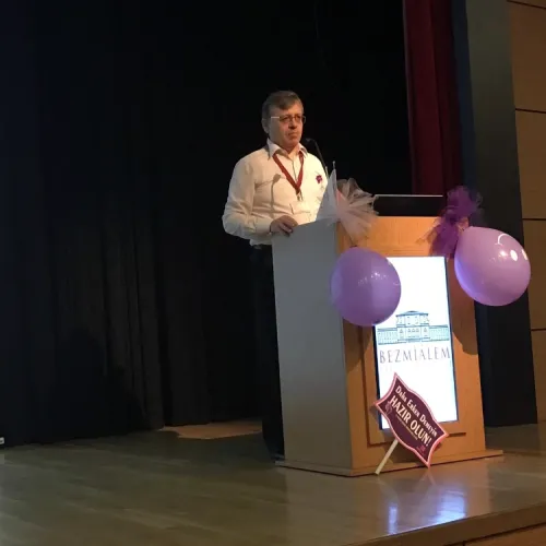 Prof. Dr. Akın İşcan fotoğrafı