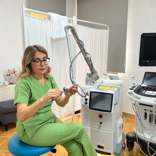 Prof. Dr. Aysel Uysal fotoğrafı