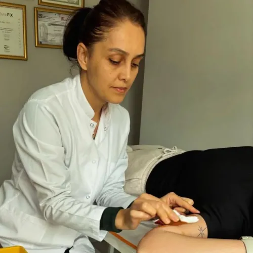 Op. Dr. Ebru Yaltı fotoğrafı