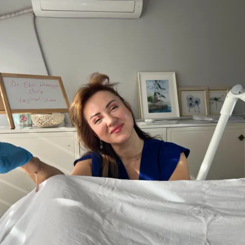 Op. Dr. Ekin Fettahoğlu Ünlüer fotoğrafı