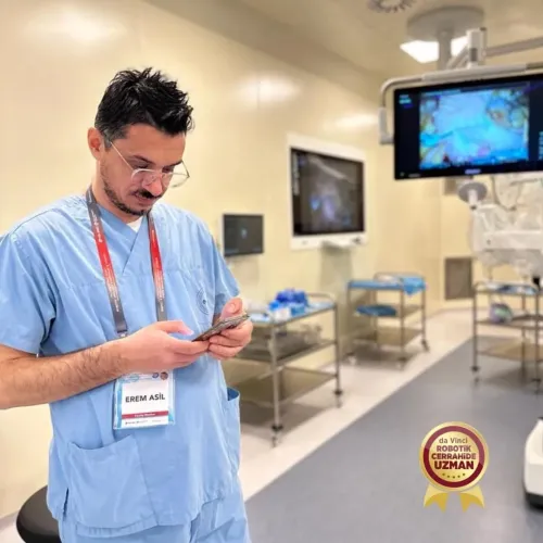 Doç. Dr. Erem Asil fotoğrafı