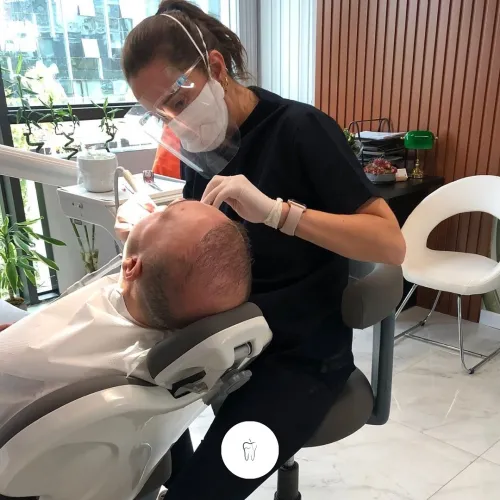 Dr. Dt. Fulya Karaoğlan fotoğrafı