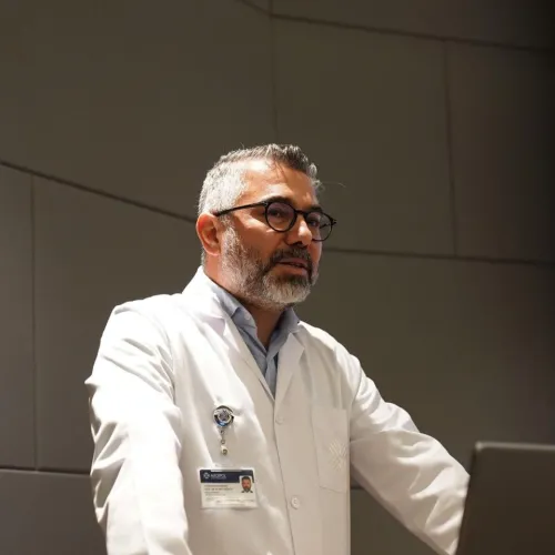 Doç. Dr. Hüsrev Diktaş fotoğrafı