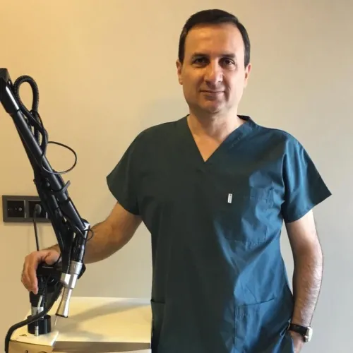 Uzm. Dr. Mehmet Şimşek fotoğrafı