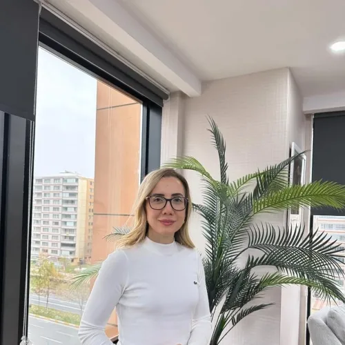 Doç. Dr. Neval Yaman Görük fotoğrafı