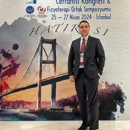 Op. Dr. Nezih Ziroğlu fotoğrafı