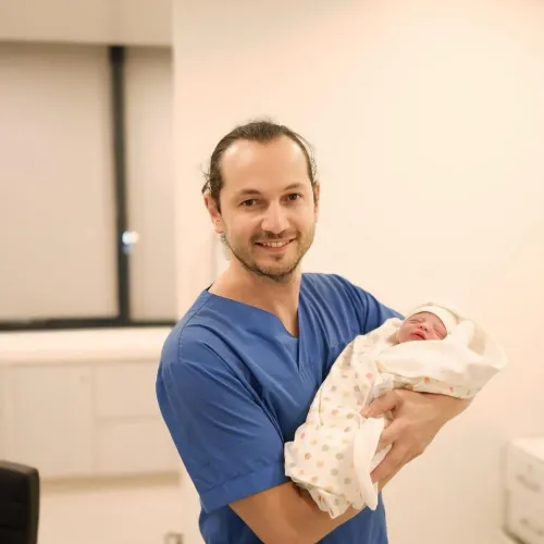 Op. Dr. Okan ÖZDEN fotoğrafı