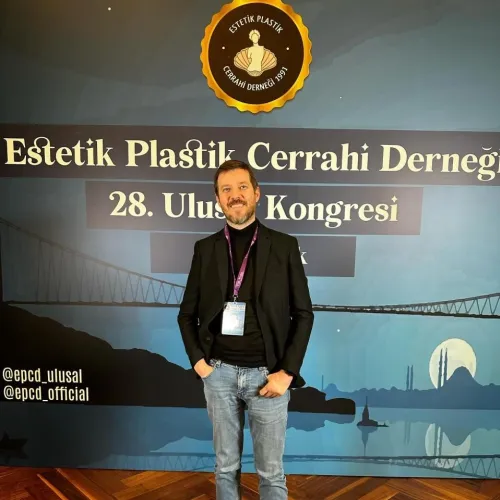 Op. Dr. Türker Üstün fotoğrafı