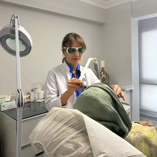 Uzm. Dr. Yasemin Erdem Öztürk fotoğrafı