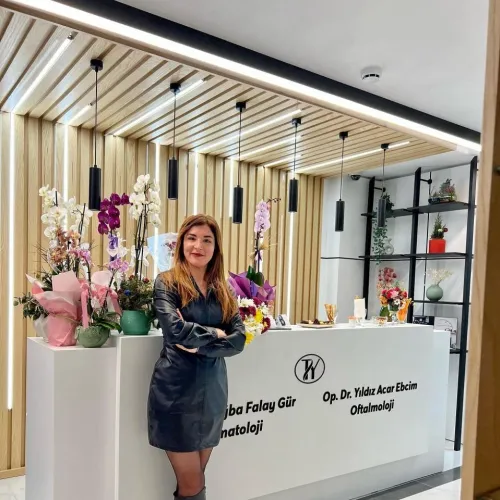 Op. Dr. Yıldız Acar Ebcim fotoğrafı