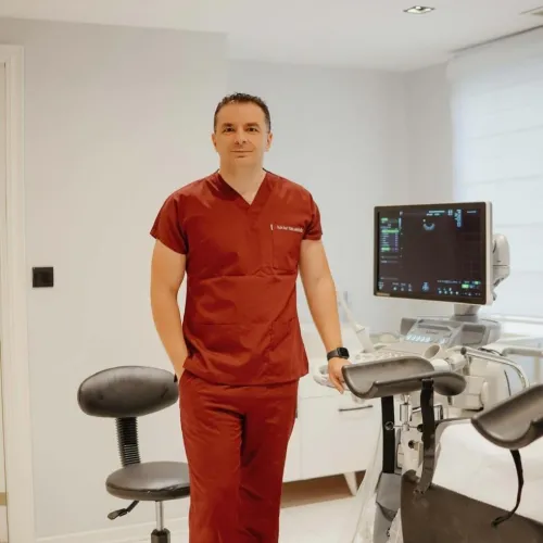 Op. Dr. Yusuf Topalahmetoğlu fotoğrafı